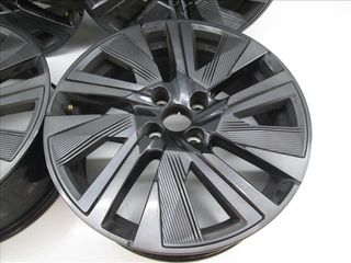 Juego de llantas en 18" (4 tornillos)