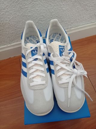 Zapatillas Adidas SL 72 - Azul y Blanco