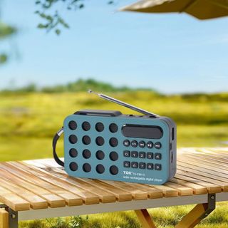 Radio Digital solar TGK TG-2301S Nuevo ROJO