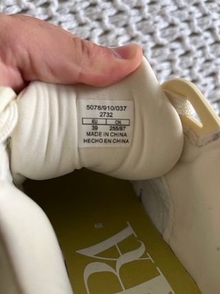 Zapatillas Zara - Beige y Blancas