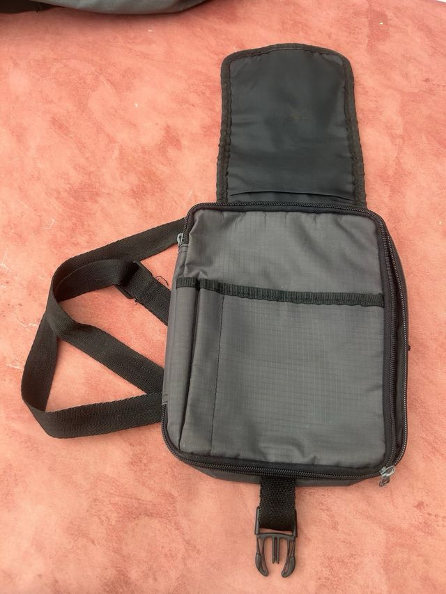 Bolso bandolera 27C Behaviour.