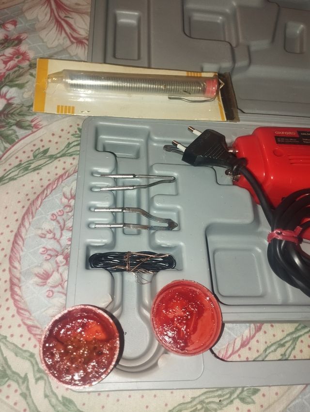 Saldatore a pistola + accessori