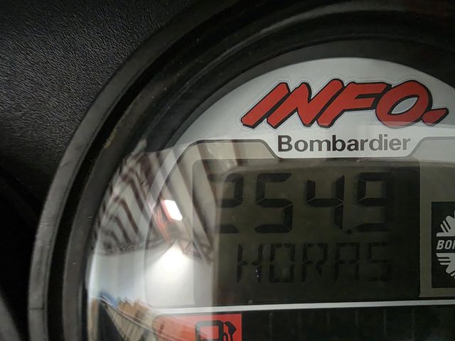 Moto de Agua Bombardier Sea-Doo GTX