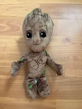 Peluche Groot Marvel