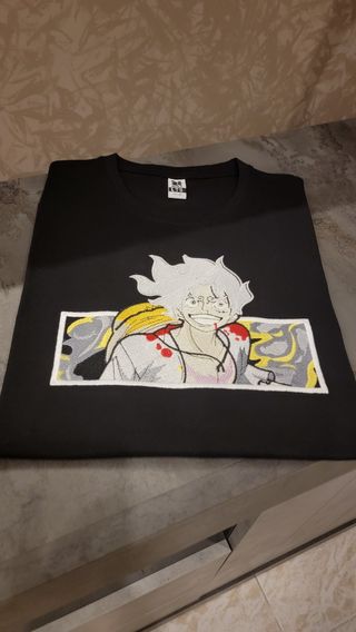 T-Shirt One Piece - gear 5
