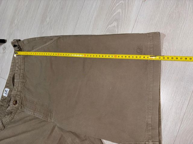 CP Company - Pantalones cortos beige