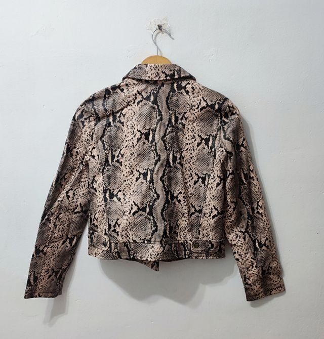 Cazadora beige y negra Lefties mujer Talla S