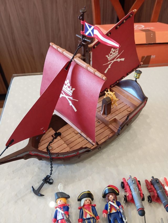 Lote Playmobil fragata inglesa y batallón 