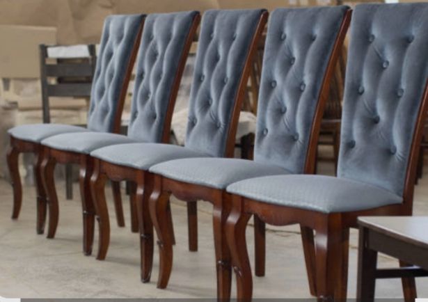 ESTOFADOR PROFISSIONAL EM CASA