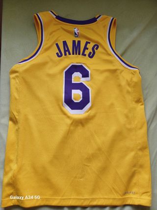 Camiseta Lakers Nike Amarilla Talla L