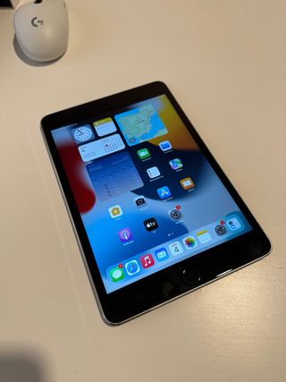 Tablet Apple iPad mini 4 (64GB) WiFi - Negro