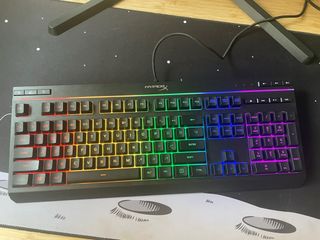 Teclado HyperX Alloy Core RGB