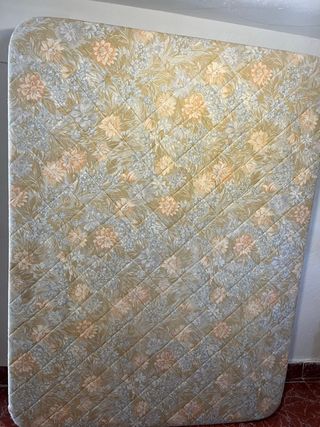 Somier tapizado beige