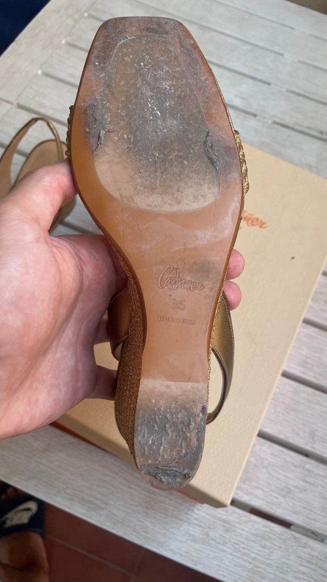 Sandalias Castañer Barby color oro viejo