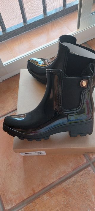 Botines Gioseppo negros, talla 36