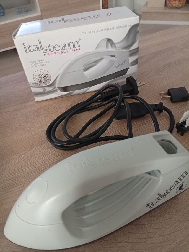 Plancha Vertical ItalSteam: Ligera y Profesional