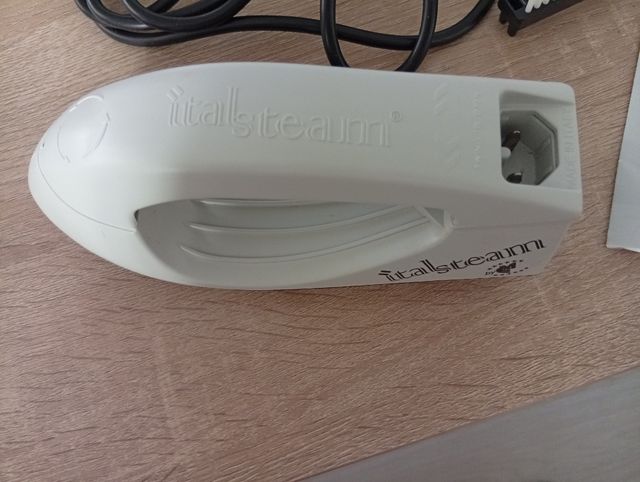 Plancha Vertical ItalSteam: Ligera y Profesional