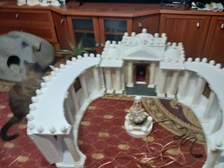 Belén Artesanal: +100 
figuras es + de 2500€

