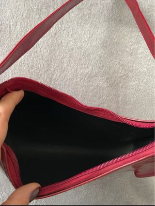 Borsetta rossa/bordeaux a spalla 