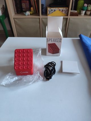 Altavoz Bluetooth Rojo