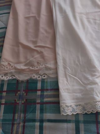 3 piezas lenceria blancos y beige
Sin estrenar