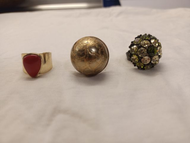 3 Anillos: Dorado, Rojo, Verde