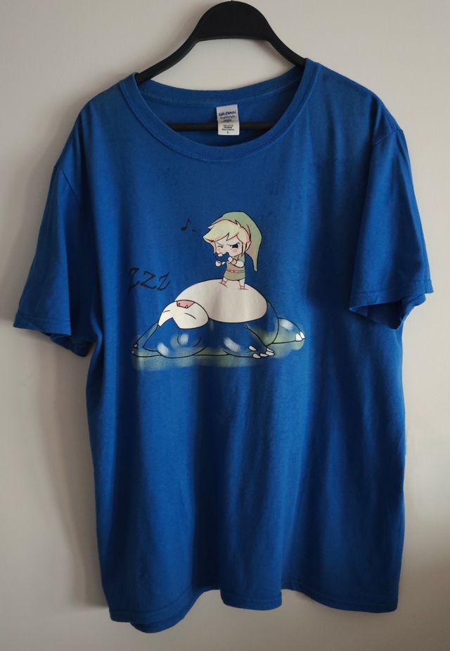Camiseta Link de Zelda y Snorlax de Pokemon