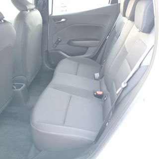 Renault Clio 2021, 37.300 km certificados