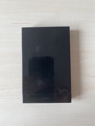 Disco duro externo 2.5" LaCie 500GB by Sam Hecht