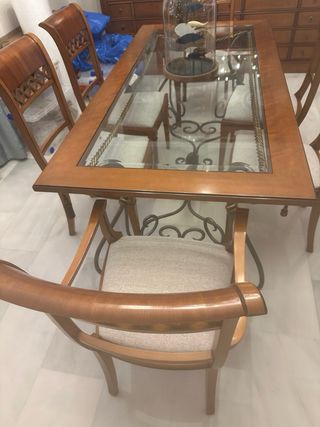 Mesa Comedor Cerezo y forja con 4 sillas y 2 sillo