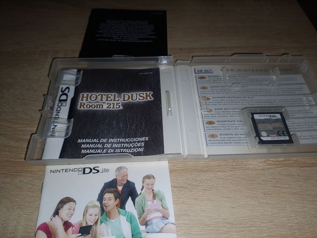 Hotel Dusk: Room 215 - Nintendo DS