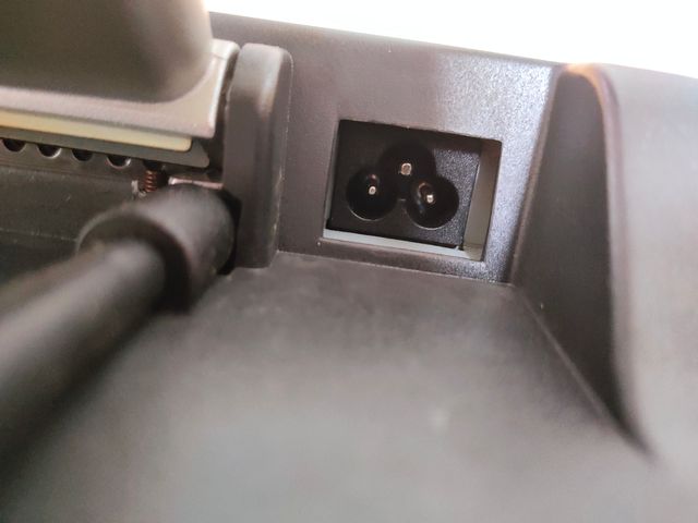 Monitor PROVIEW 17 pulgadas con altavoces