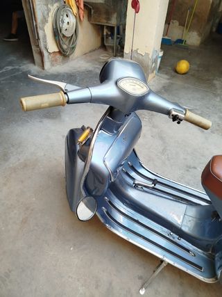 Vespa Sprint 150 - Azul