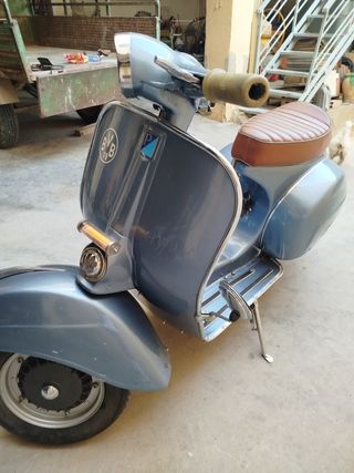 Vespa Sprint 150 - Azul