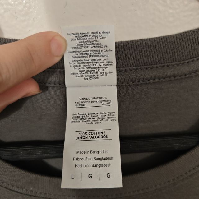 Camiseta gris Gameboy pixel art