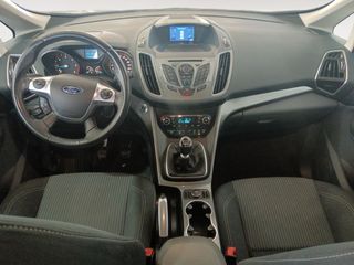 Ford Grand C-MAX Titanium