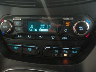 Ford Grand C-MAX Titanium