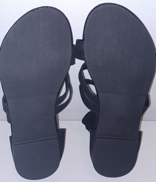 Sandalias planas negras n°36 NUEVAS
