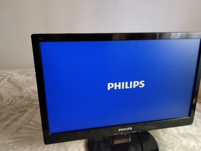 Monitor Philips 20' pulgadas VGA