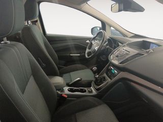 Ford Grand C-MAX Titanium
