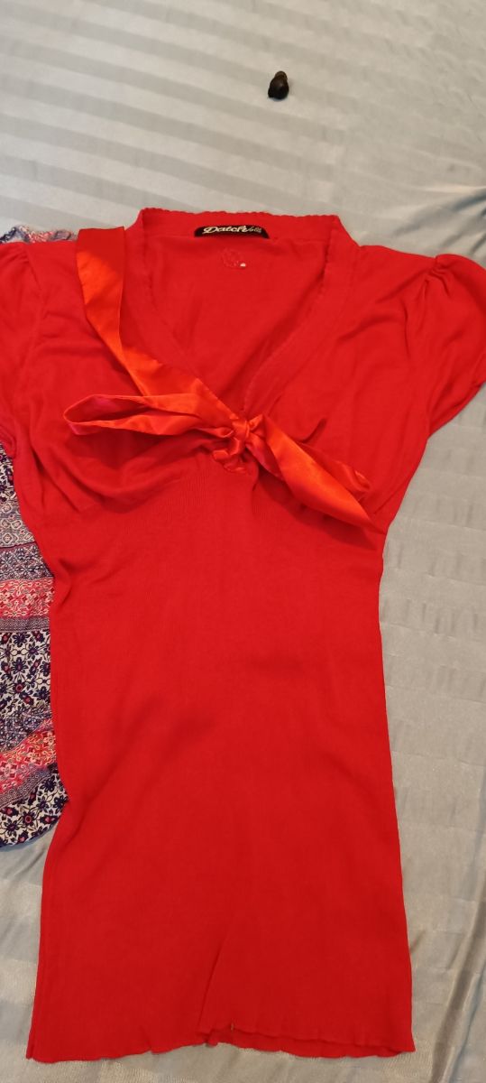 Blusas mujer talla M + Falda negra