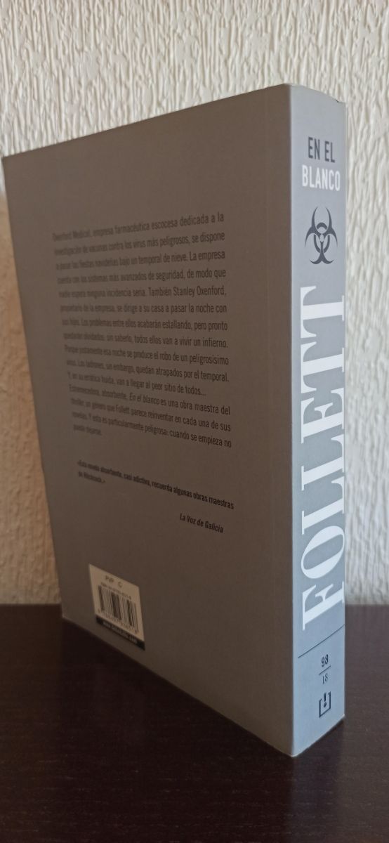 En el blanco / Whiteout (Spanish Edition)