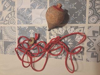 Trompo antiguo de madera