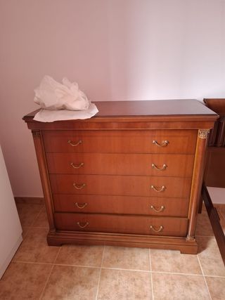 Cómoda madera cerezo