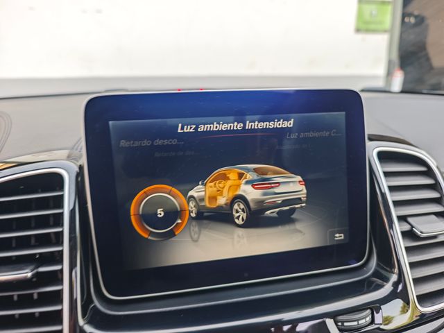 Mercedes-Benz GLE Coupé 350d AMG 4Matic 258cv full