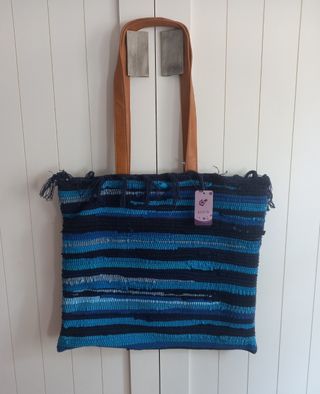 Bolso espacioso con estampado hippie Gusachi