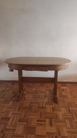 Mesa oval extensible madera