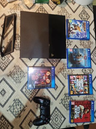 PS4 500gb - 5 juegos