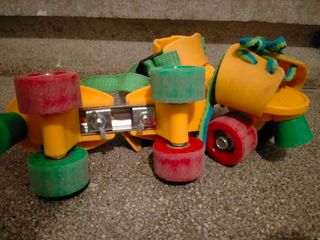 Patines infantiles ajustables a la zapatilla 