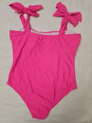 Bañador rosa nuevo